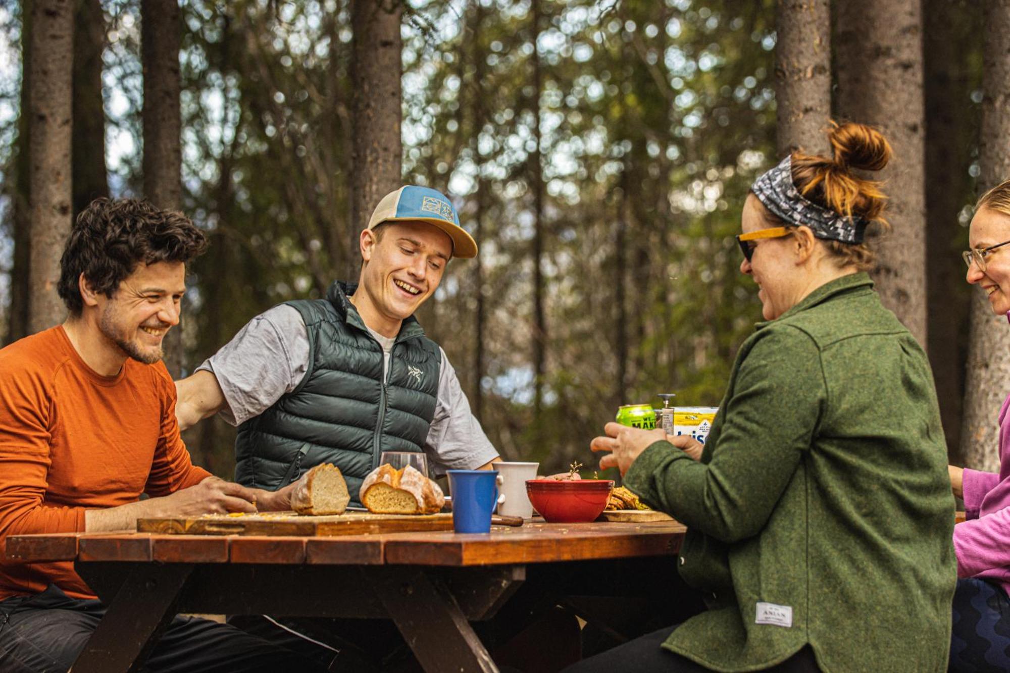 Little Atlin Lodge Tagish Buitenkant foto