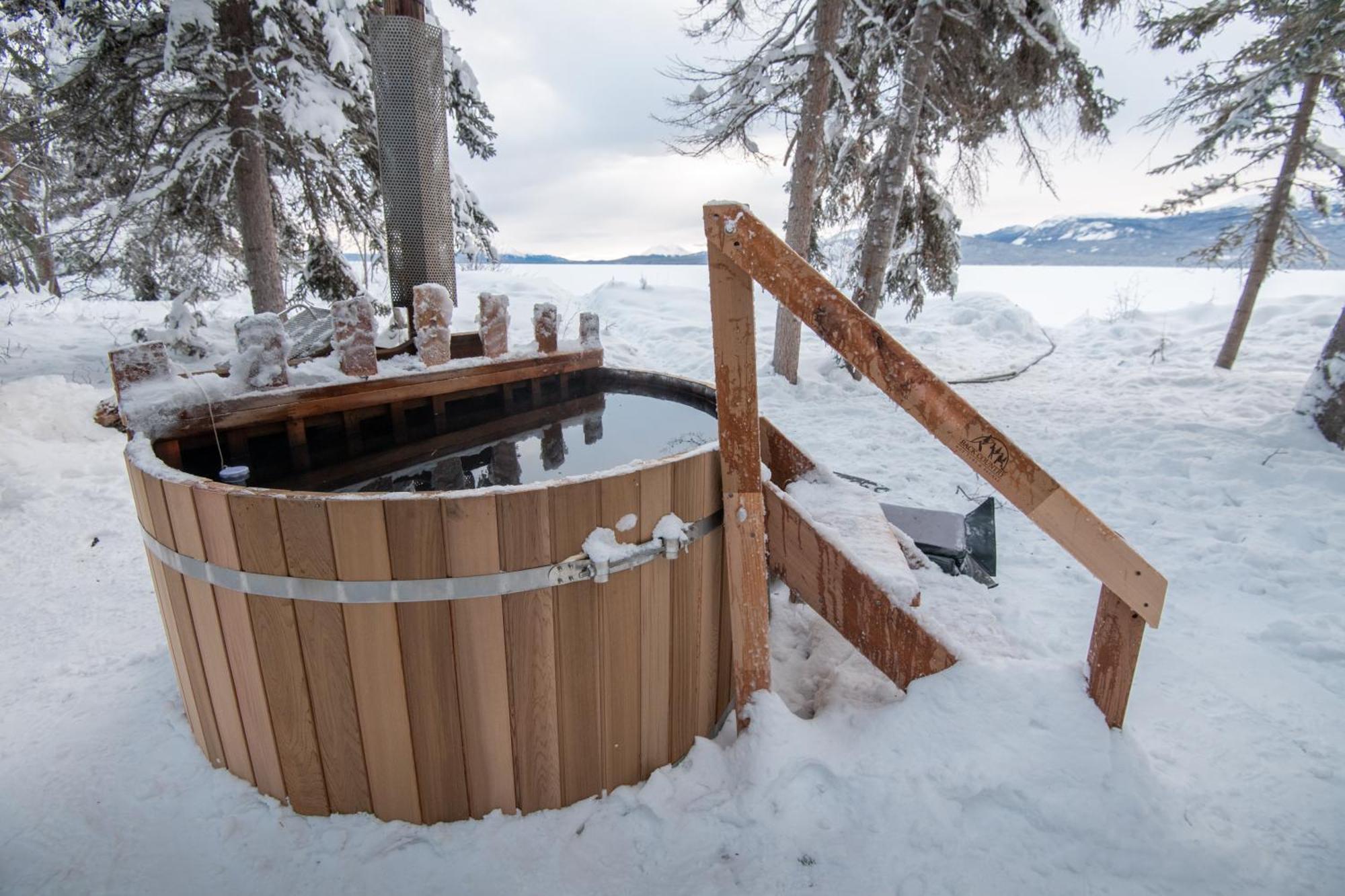 Little Atlin Lodge Tagish Buitenkant foto